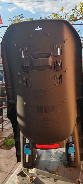 Vând scaun bicicleta thule