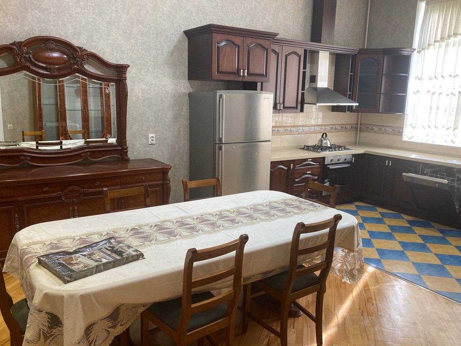 Аренда Дома на Юнуса Роджаби З-Уровня  С Удобствами