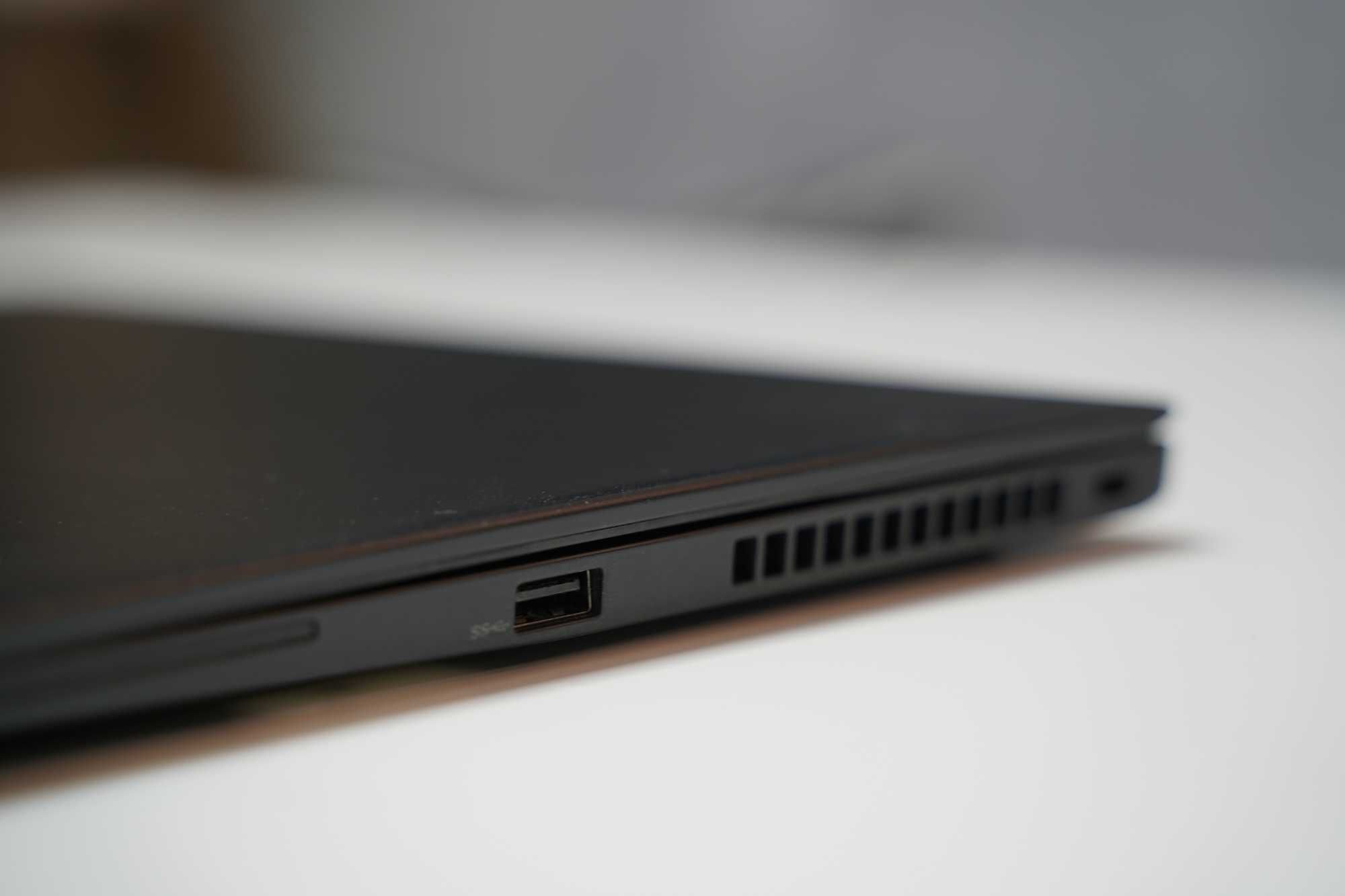 Thinkpad T480s 14" IPS FHD, i5-8250u, 16gb, 256gb ssd, 65W