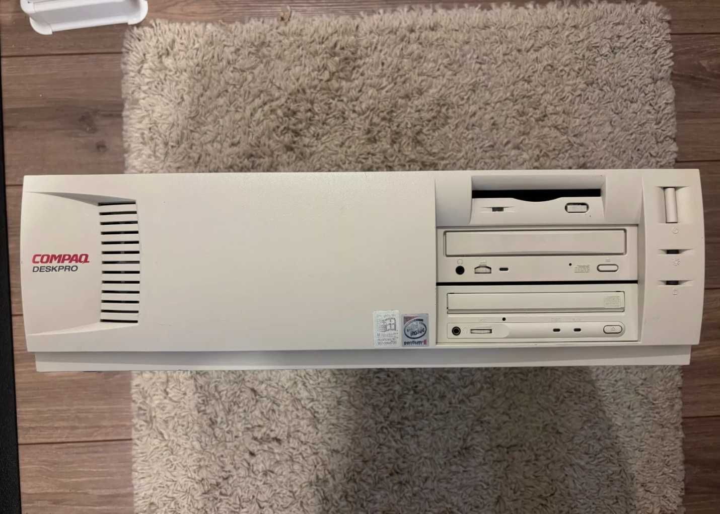 Calculator PC vintage Compaq Deskpro, Pentium II 350 Mhz