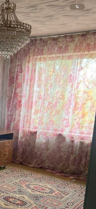 Тюль яркая с цветами