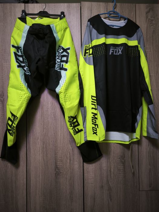 Мотокрос екип Fox