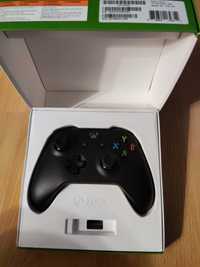 Controller Xbox one model 1708 la cutie nefolosit