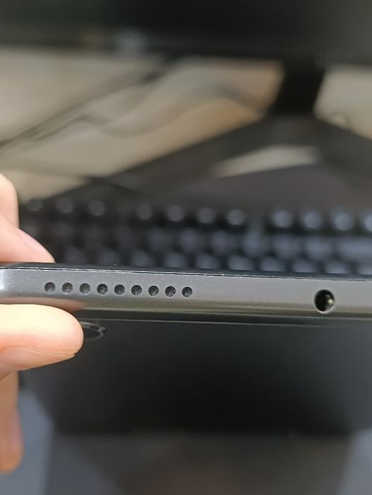 Lenovo Tab M10 X606X 2/32 ГБ, полностью рабочий