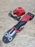 Presa de sertizare 32KN Milwaukee M18 ACO 202