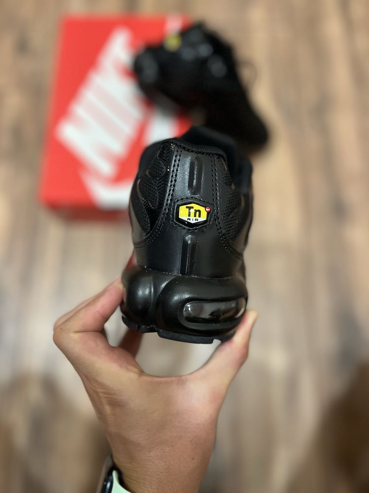 Nike Air Max Plus