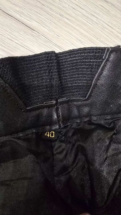 Дамски кожен мото панталон Hein Gericke 40 номер (S)