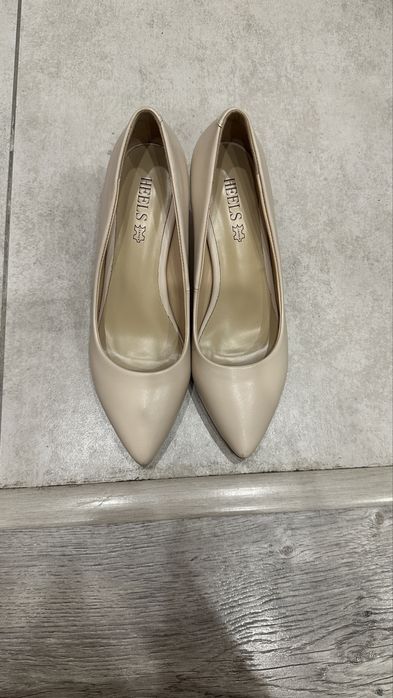 Туфли лодочки бежевые