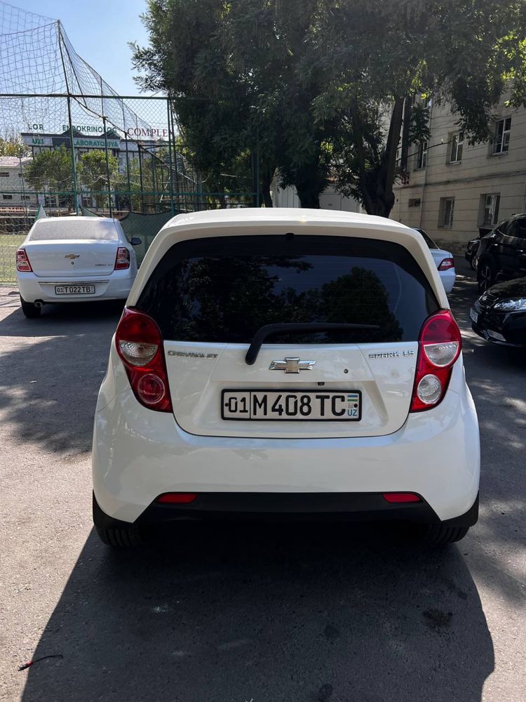 Chevrolet Spark 2015 yil