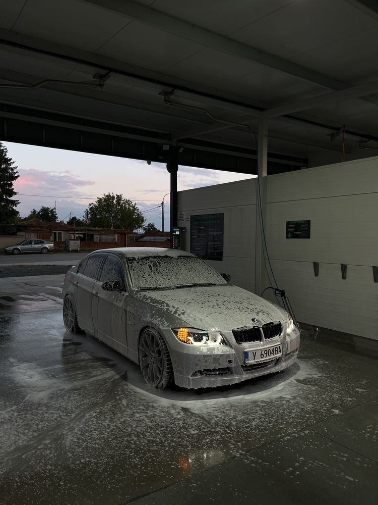 BMW E90 320D 2007г. 143к.с