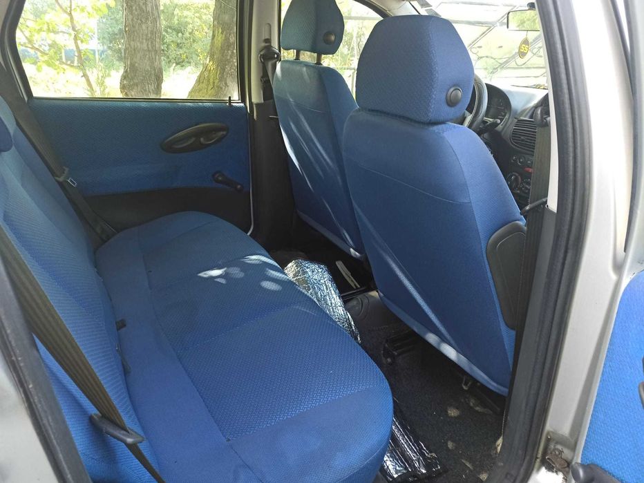 Fiat Punto 1.2 benzină – An 2003 – 120.000 km – ITP 04/2026