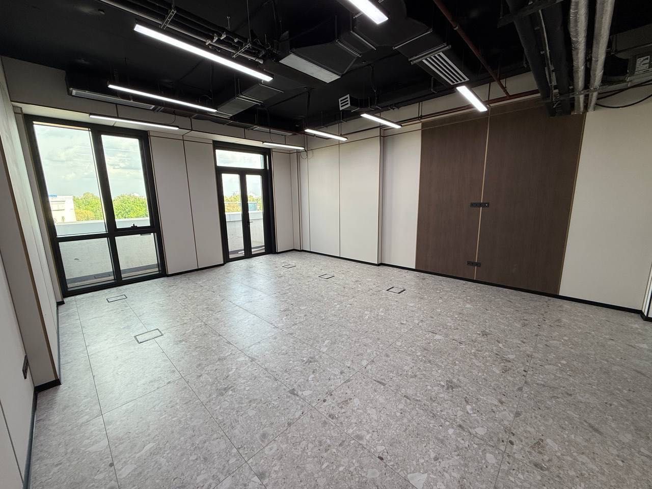 Сдаётся офис в Nest One, 55м2