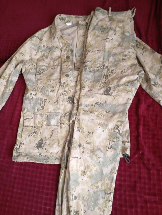 Продам камуфляж на рост примерно 170-175