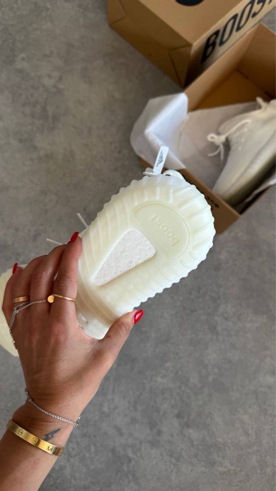 Adidasi Yeezy noi !!! Calitate superioara !!! Marimi 40/46 !!!