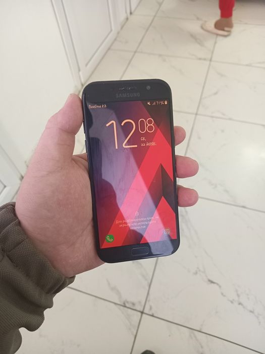 Продам Samsung A5