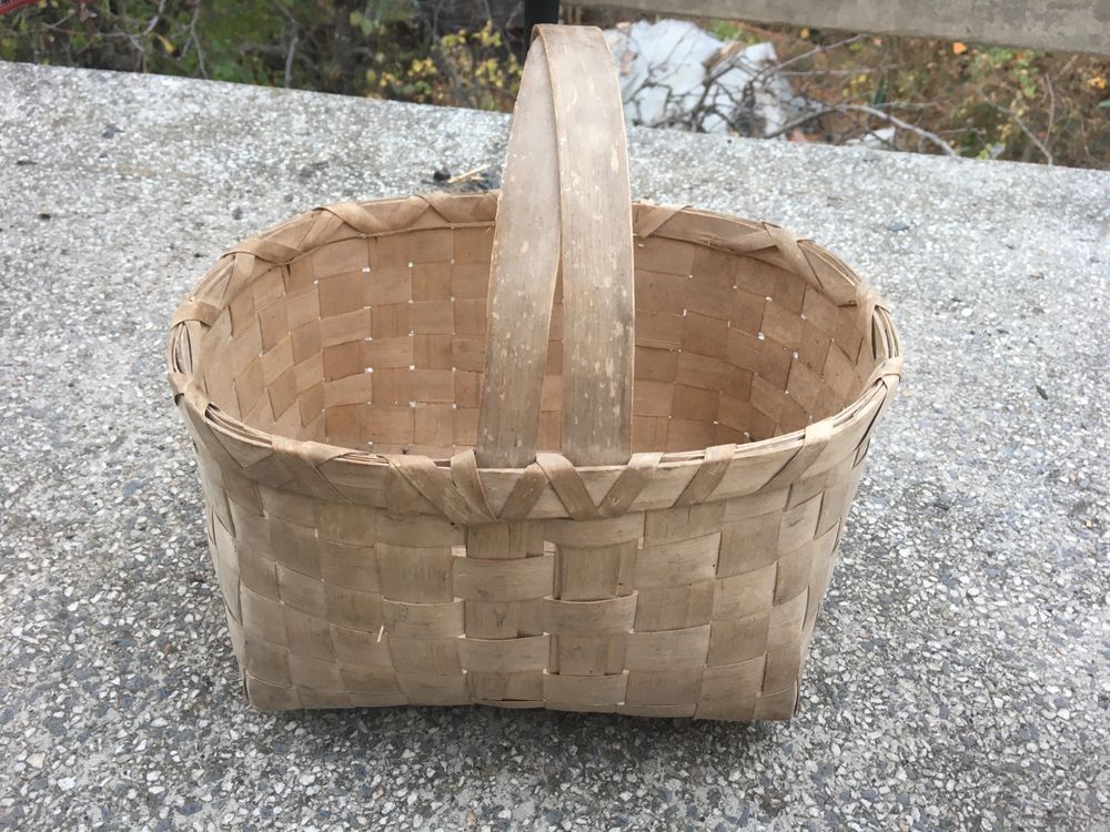 Подаръчни плетени кошници