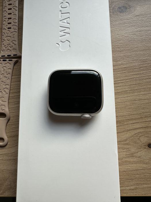 Apple watch series 7  41mm silver