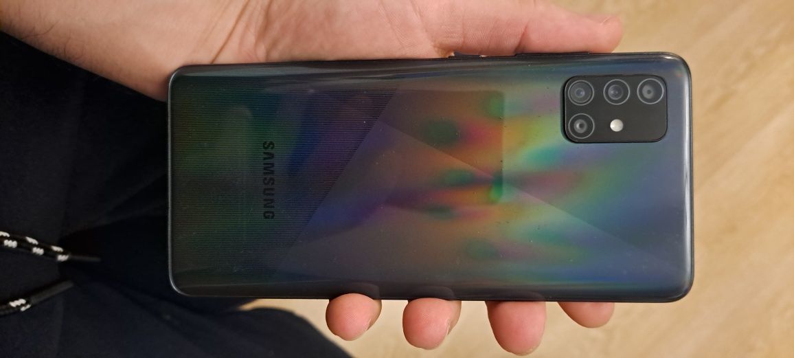 Samsung galaxy A6 si A51