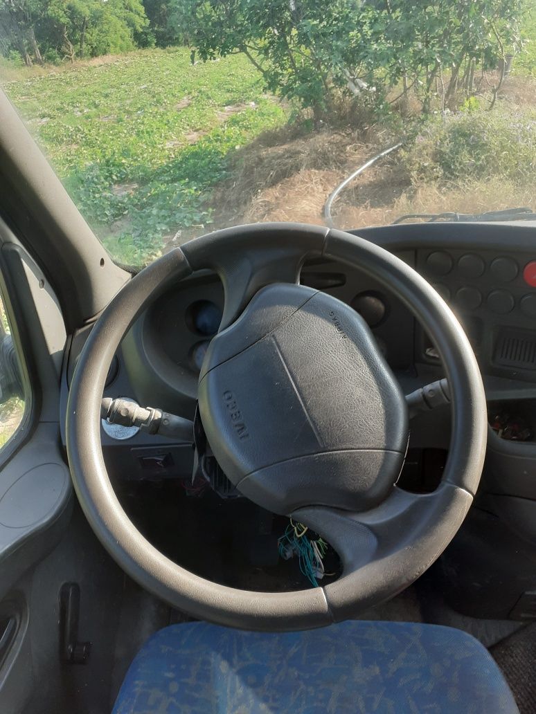 Vînd Iveco Daly 2004