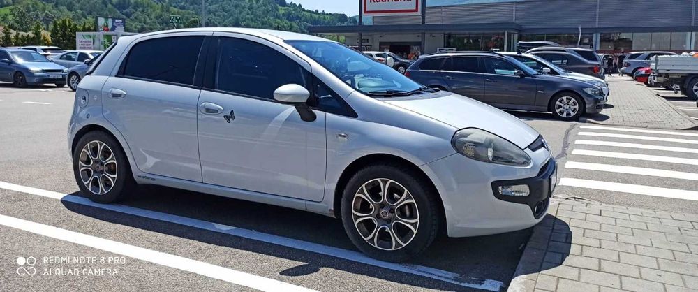 Se vinde Fiat Punto EVO 1.3 Benzină, 2010