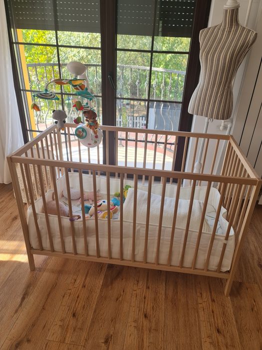 Patut Ikea 60x120 cm + saltea + 2huse