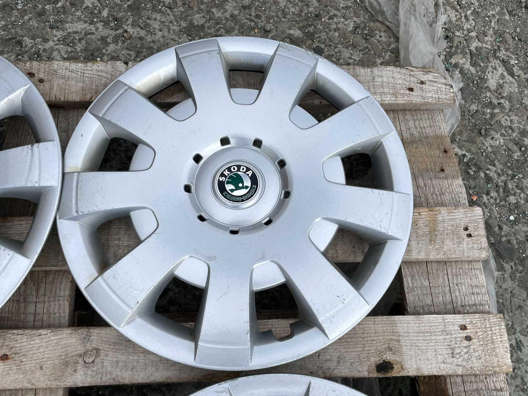 16 цола Тасове SKODA Yeti Octavia Оригинал 3T0601147
