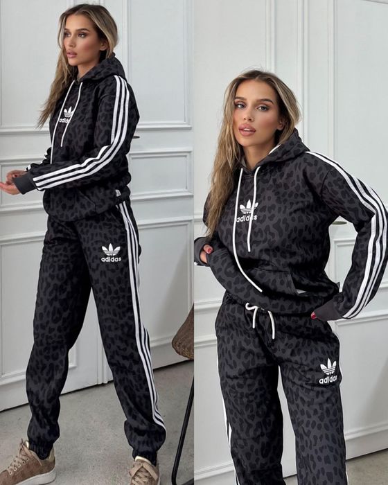 Нов модел дамски ватиран екип Adidas