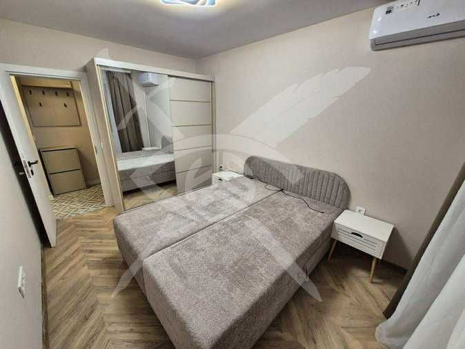 Двустаен апартамент - м-т Пчелина - 181174