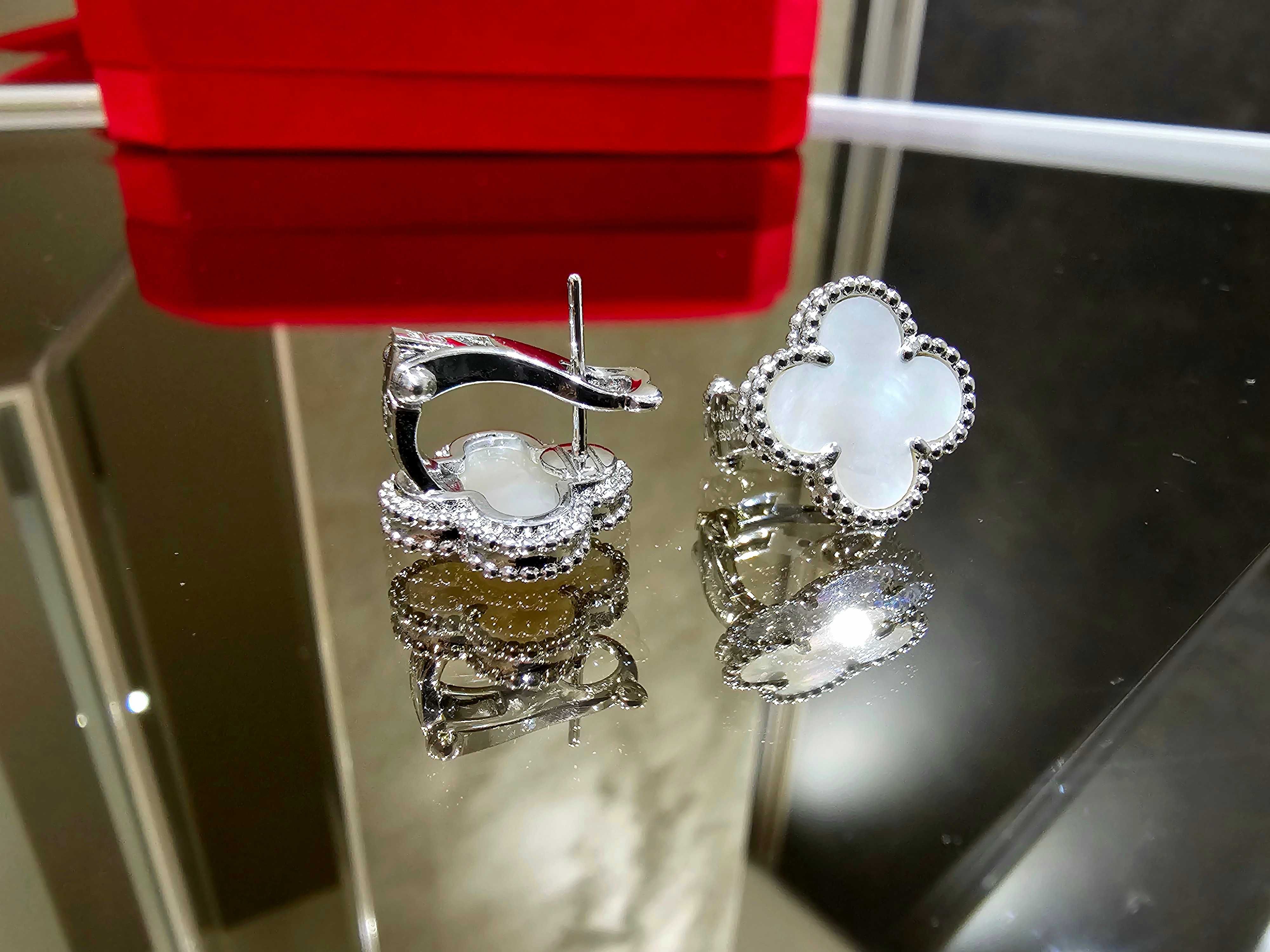 Van Cleef & Arpels VCA Silver Mother Pearl Alhambra Clips Дамски Обеци