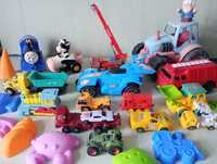 Jucarie tractor incarcator+alte jucarii+locomotiva