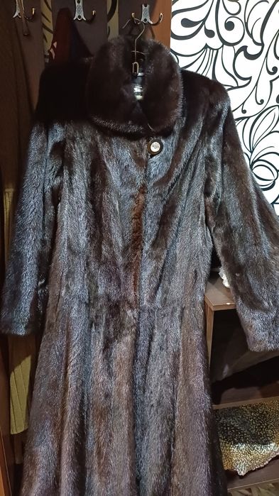 Норковая шуба чёрный бриллиант