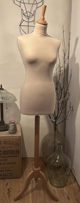 Шивашки манекен нов