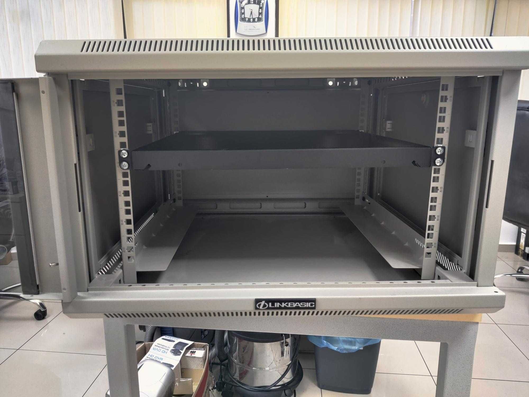RACK комуникационен шкаф 6U 600/600/370 + тава