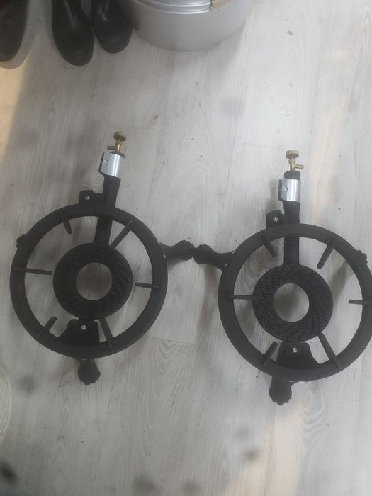 Pirostrie fontă Preț 150lei