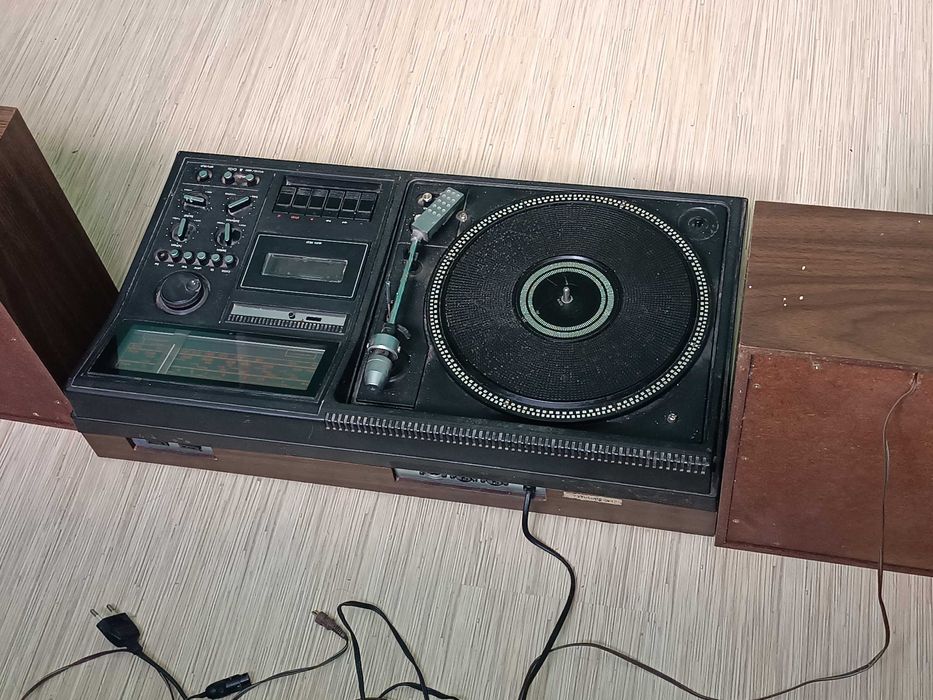 Немска система за озвучаване от соца Компакт 2000