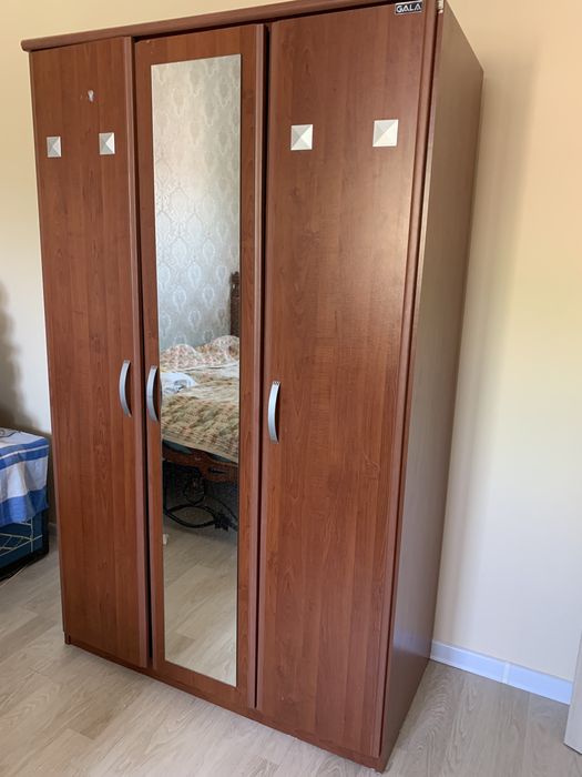 Шкаф высота 1.80