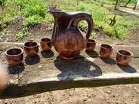 Комплект старинни керамични чаши и кана