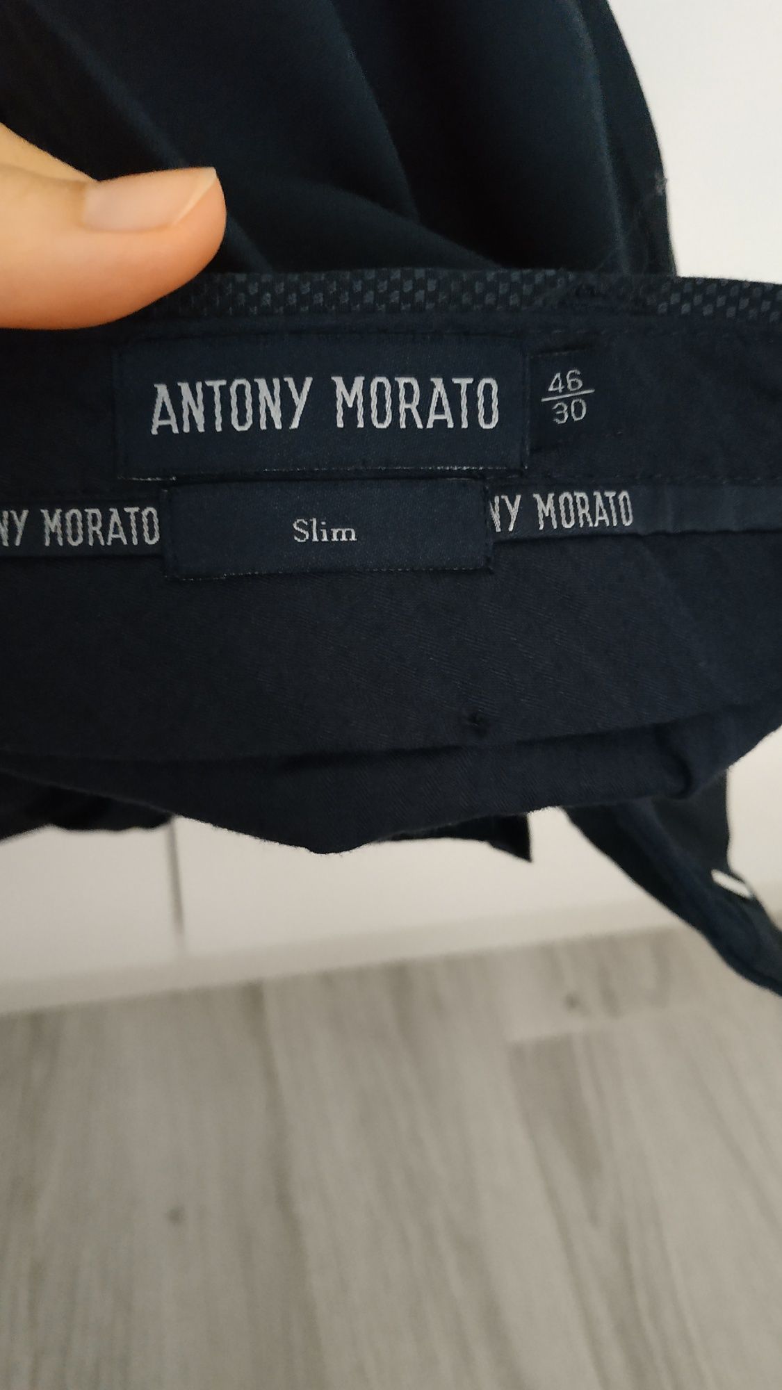 Costum bărbați Anthony Morato Slim-Fit mărimea S,3 piese, deosebit