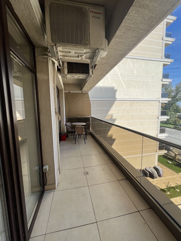 Inchiriez apartament 2 camere Mamaia centru