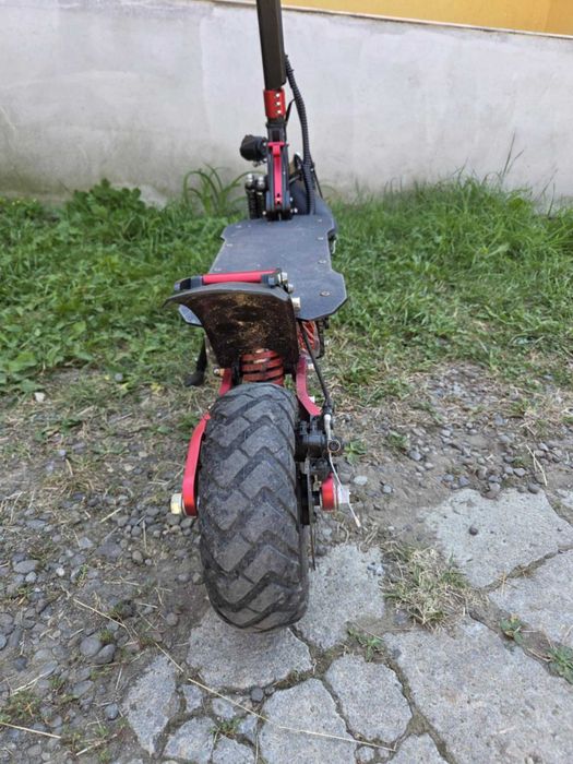 Trotineta în stare foarte bună