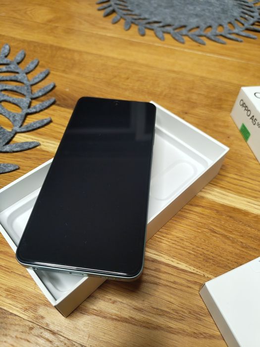 Oppo A5 5G  чисто нов