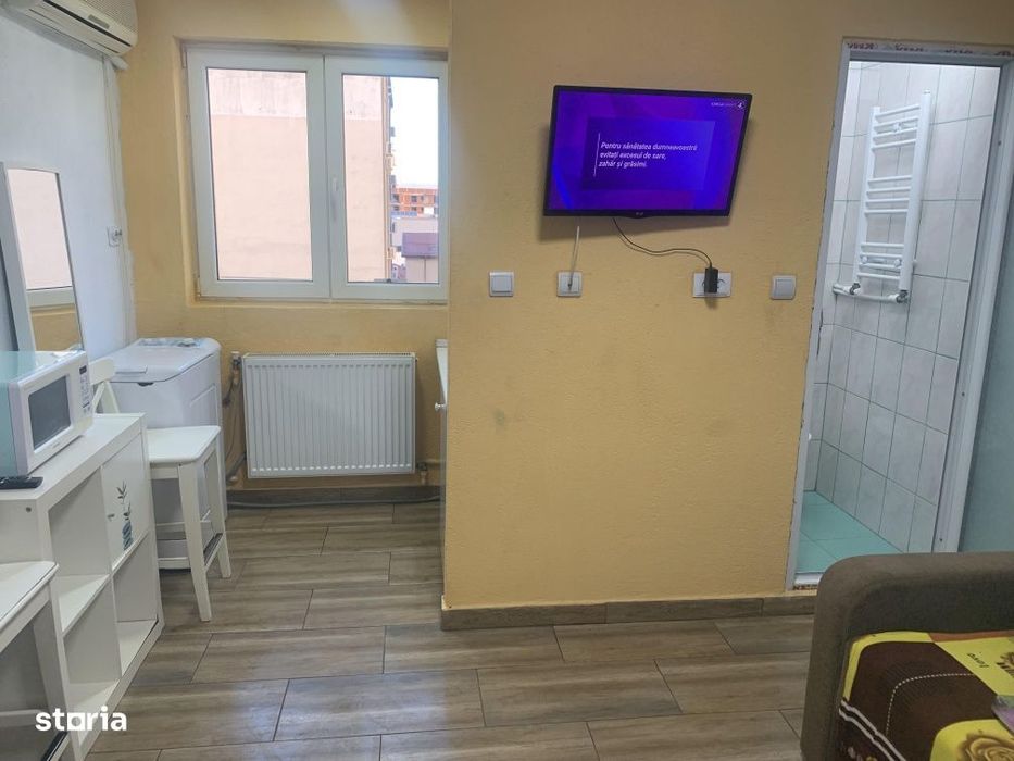 1 decembrie 1918 Poarta 4 Faur garsonieră cofort 3