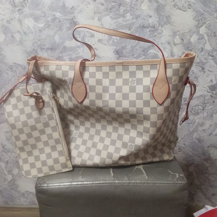 Чанта  louis Vuitton