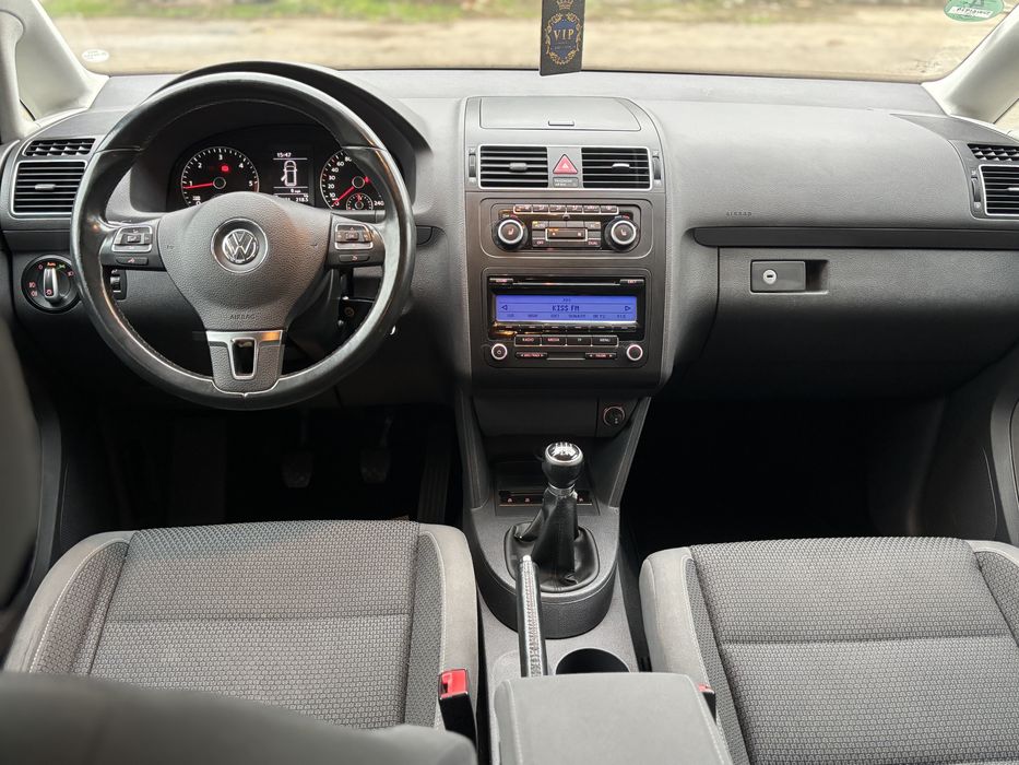 Vand touran2.0 tdi 7 locuri