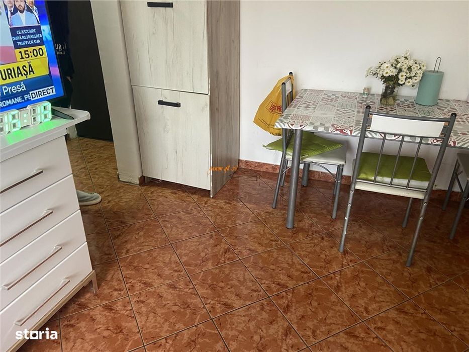 Apartament 2 camere , cartier Sud , renovat , et 34 , termen de eliber