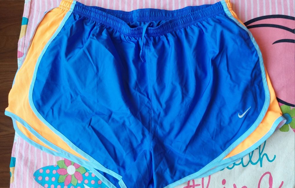 Къси гащи Nike XL оригинални дамски