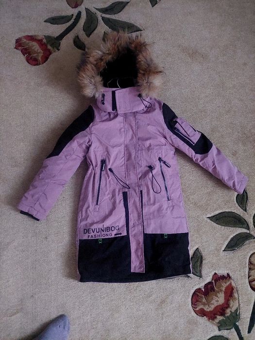 Зимняя куртка для девочки