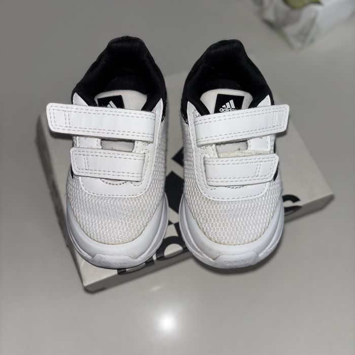 Маратонки Adidas  21 номер