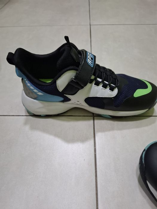 Маратонки на Анди студио