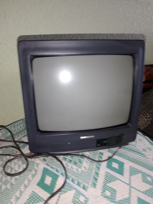 Телевизор "Самсунг"производство Корея.